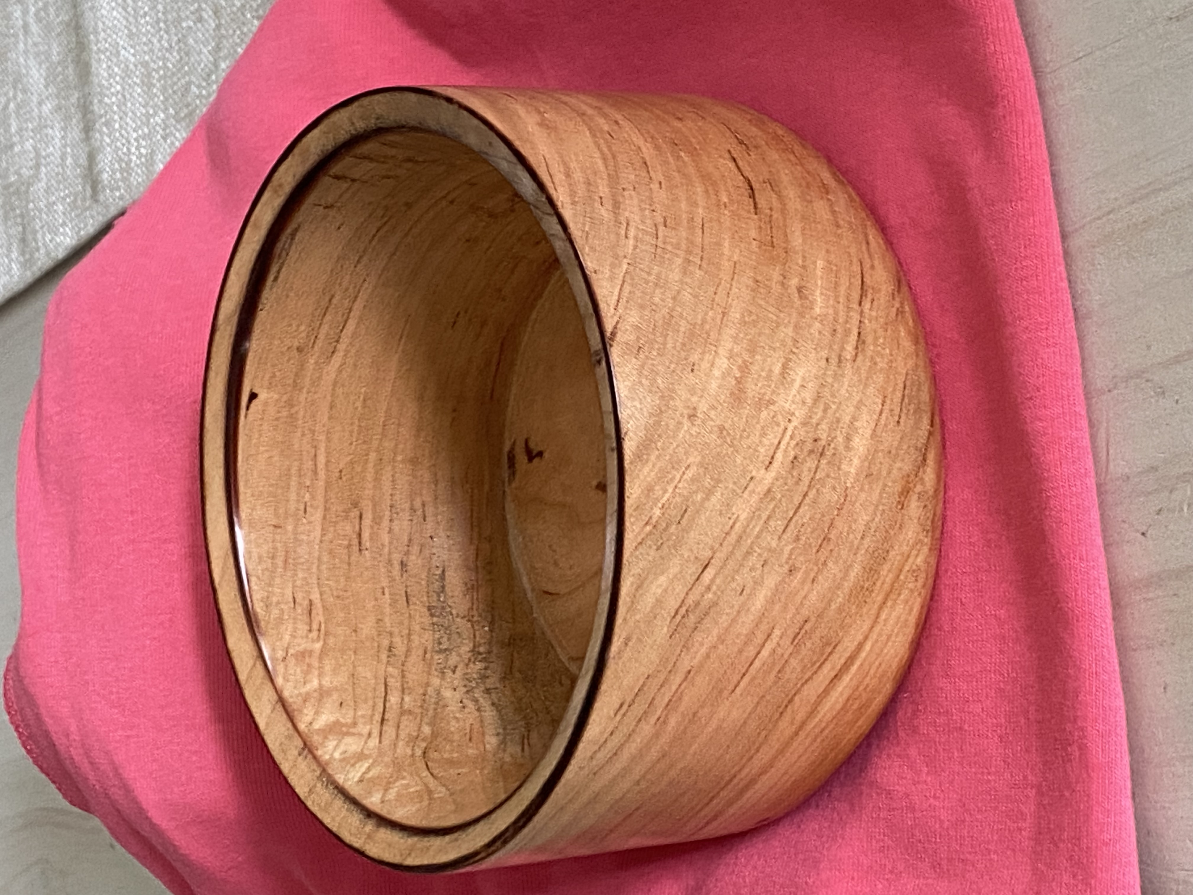 Pear Bowl with Burnt Rim — Pear (light)